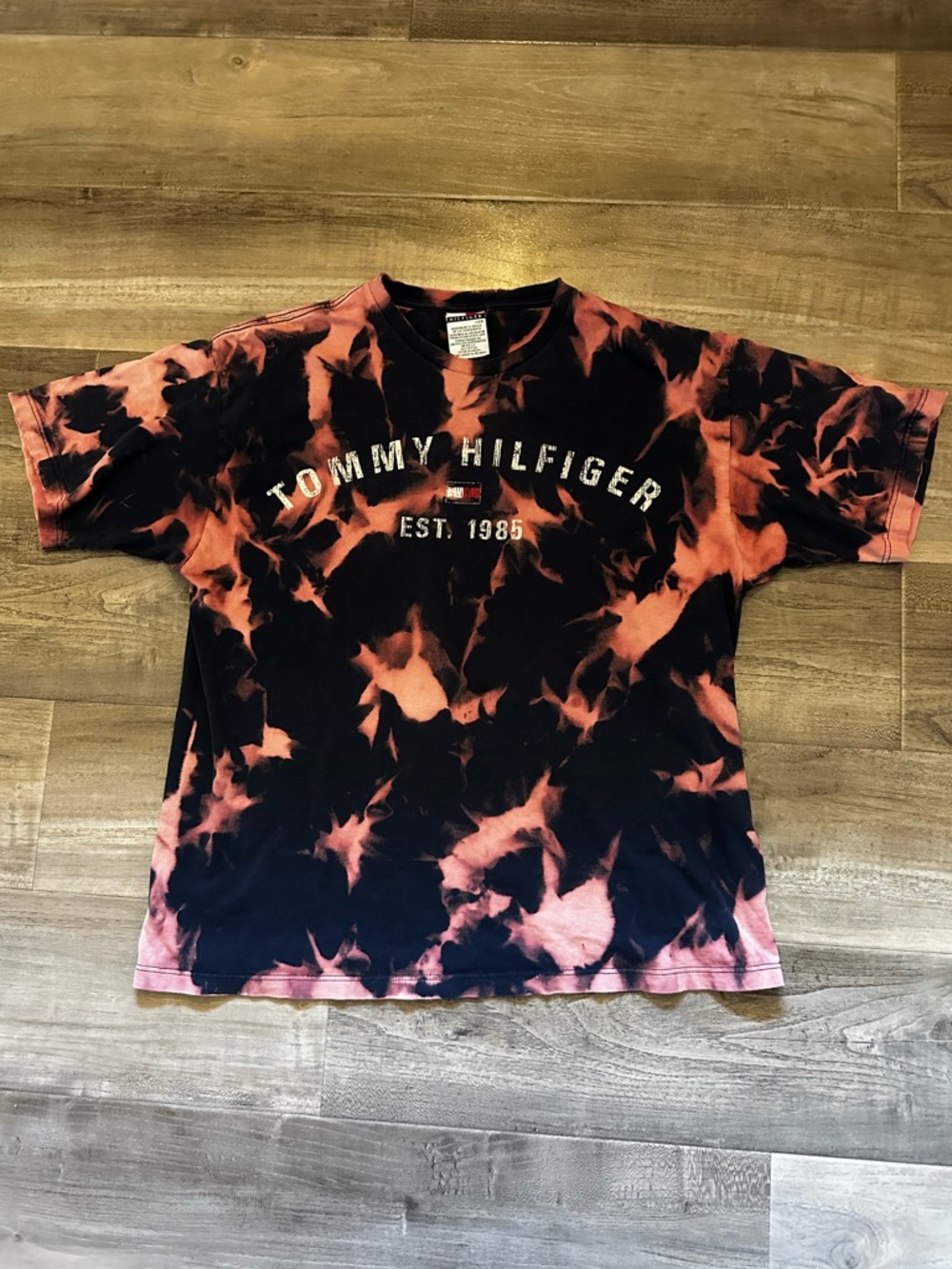 Tommy Hilfiger Bleach Dye